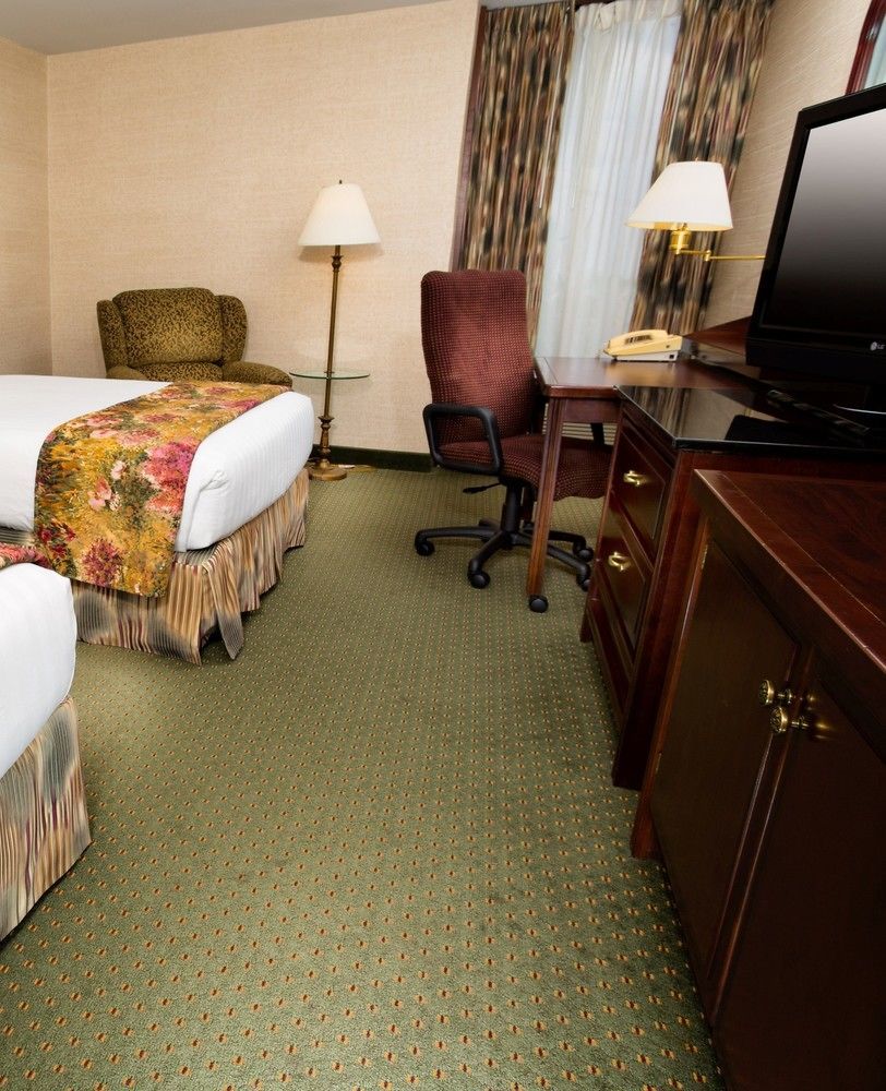 Drury Inn & Suites Kansas City Airport ภายนอก รูปภาพ